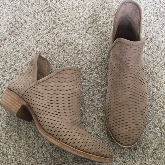Lucky Brand Shoes - Lucky Brand Baley Perforated Bootie 8M